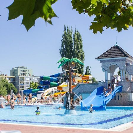 אגר Kincsem Apartman מראה חיצוני תמונה