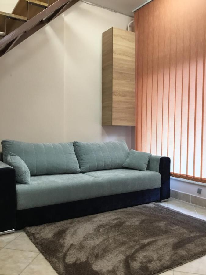 אגר Kincsem Apartman מראה חיצוני תמונה